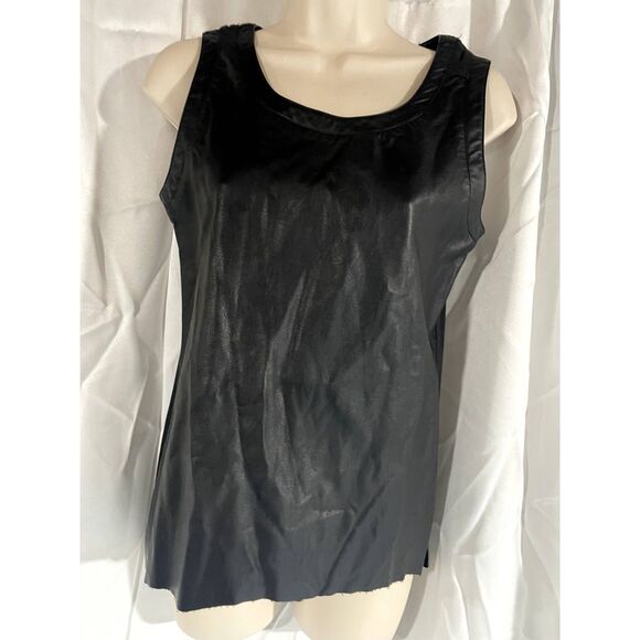 Fab Against Nudity Montreal S  vegan leather tank top - Picture 6 of 7